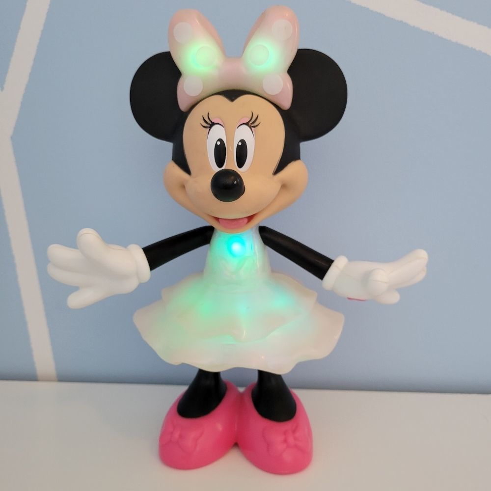 Disney Rainbow Dazzle Minnie Mouse Interactive Light Up Singing Doll